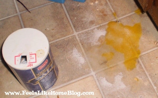 easy clean up for a broken egg easy clean up for a broken egg
