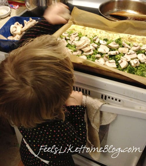 sausage broccoli mushroom omelet roll recipe